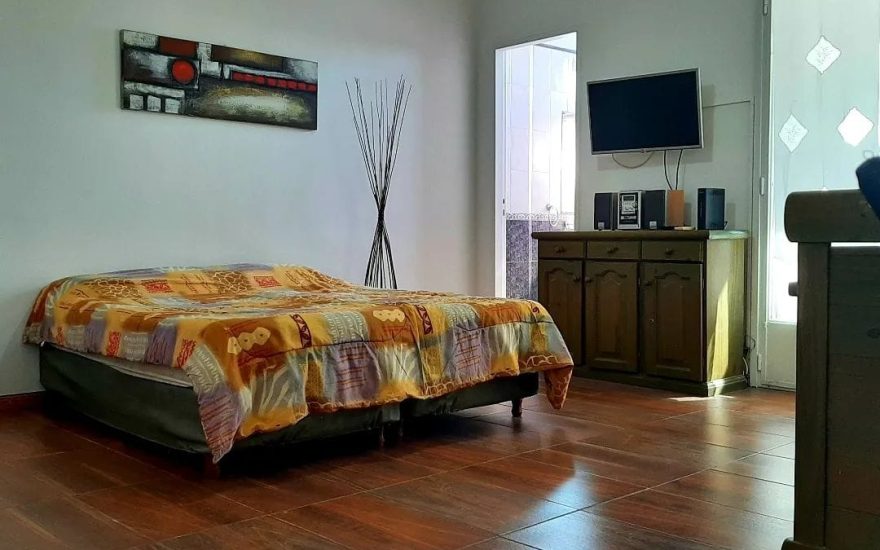 ALQUILADO ————-ALQUILER TEMPORARIO – CONGRESO – 1 AMBIENTE – Ayacucho al 200