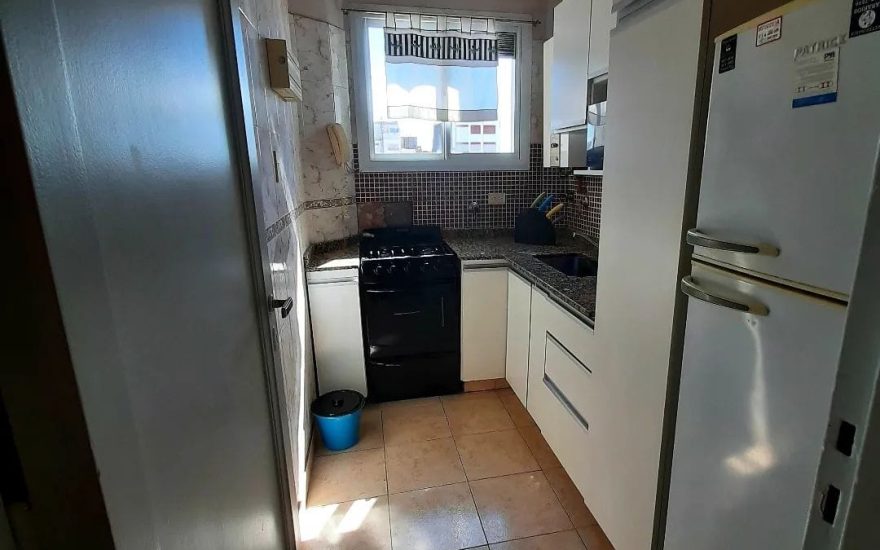 ALQUILADO ————-ALQUILER TEMPORARIO – CONGRESO – 1 AMBIENTE – Ayacucho al 200