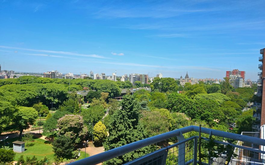 VENTA – AMOBLADO 4 AMBIENTES C/COCH – PARQUE CHACABUCO – Eva Peron 1200