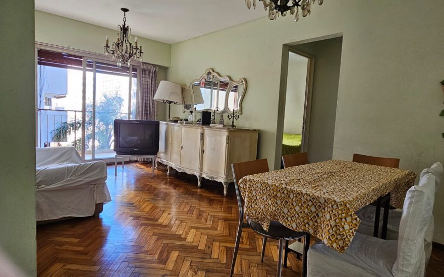 ALQUILER AMOBLADO – BELGRANO  – 3 ambientes con balcon – Mendoza y Amenabar