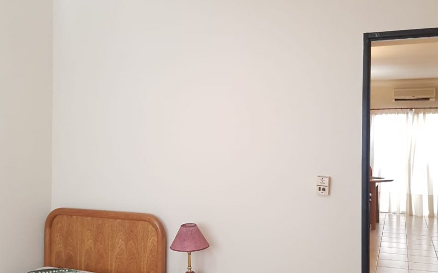 ALQUILER AMOBLADO – MONTE CASTRO – Pasaje Albania 4500 – 2 ambientes con patio