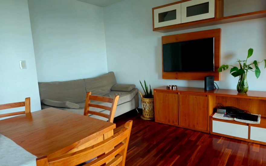 LIBRE JULIO – ALQUILER AMOBLADO 4 AMBIENTES C/COCH – PARQUE CHACABUCO