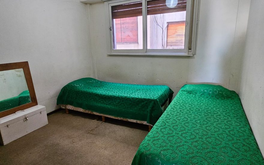 ALQUILER AMOBLADO – BELGRANO  – 3 ambientes con balcon – Mendoza y Amenabar
