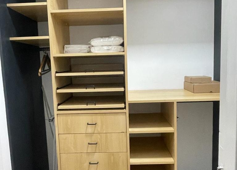 ALQUILER AMOBLADO – RETIRO – Libertad y Av Santa Fe – 1 ambiente amplio