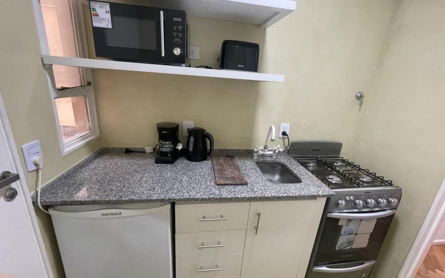 ALQUILER AMOBLADO – RETIRO – Libertad y Av Santa Fe – 1 ambiente amplio