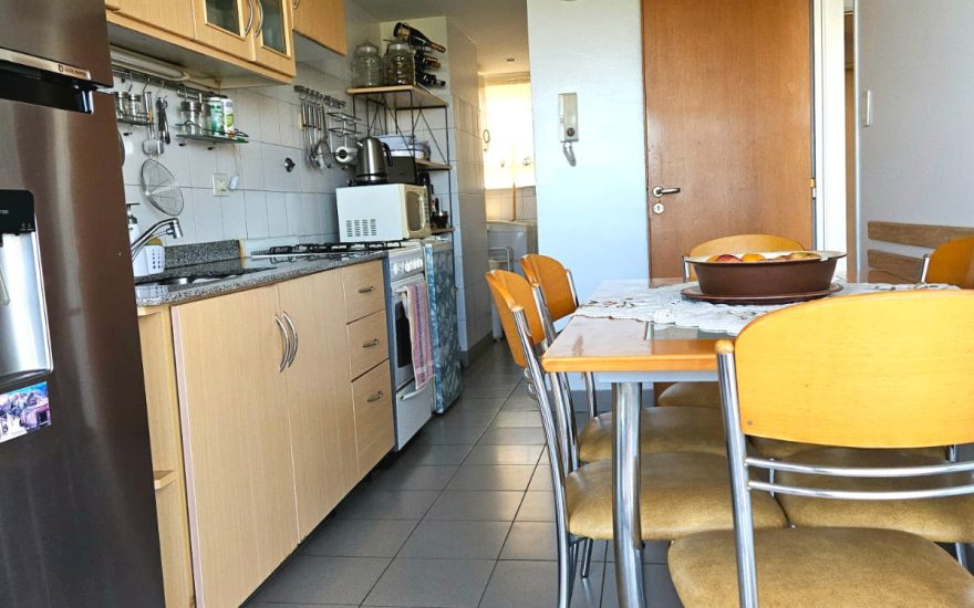 VENTA – AMOBLADO 4 AMBIENTES C/COCH – PARQUE CHACABUCO – Eva Peron 1200