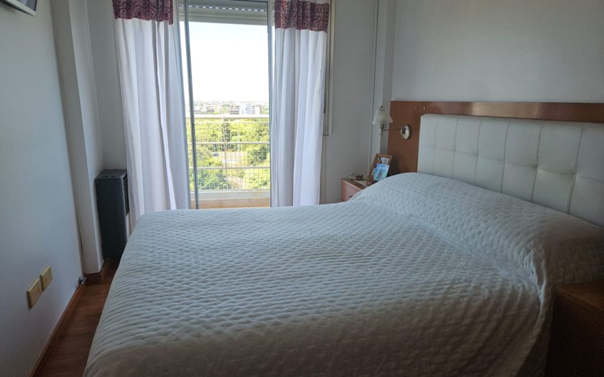 VENTA – AMOBLADO 4 AMBIENTES C/COCH – PARQUE CHACABUCO – Eva Peron 1200