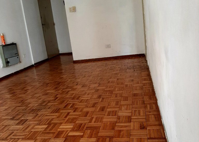 ALQUILO – MONSERRAT – 2 AMBIENTES – Alsina al 1600