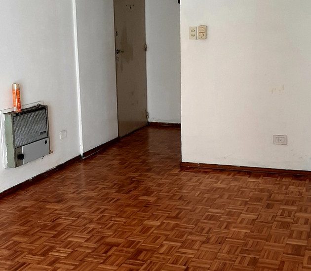 ALQUILO – MONSERRAT – 2 AMBIENTES – Alsina al 1600