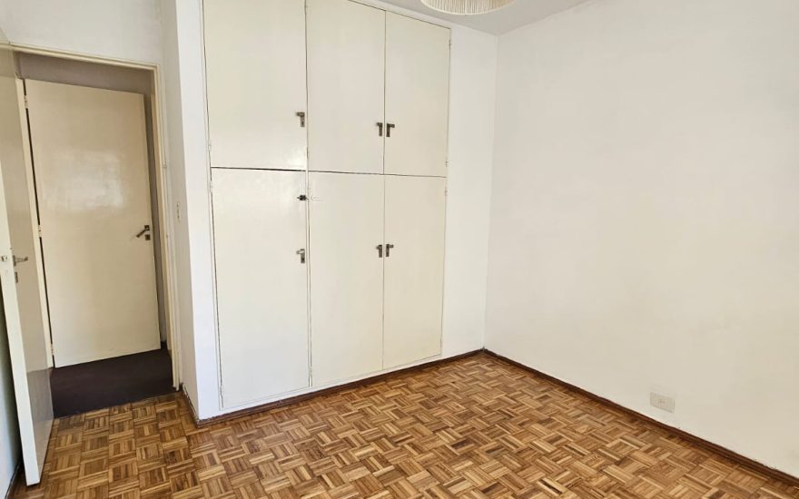 ALQUILADO  – ALQUILO – MONSERRAT – 2 AMBIENTES – Alsina al 1600