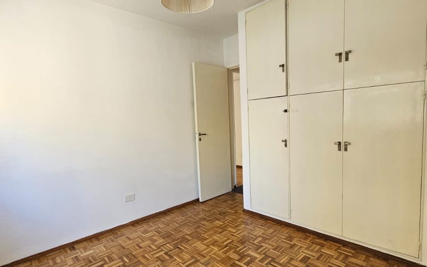 ALQUILADO  – ALQUILO – MONSERRAT – 2 AMBIENTES – Alsina al 1600