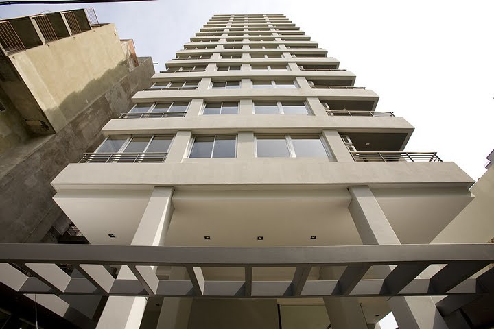 ALQUILER AMOBLADO – PALERMO – 1 AMBIENTE DIVIDIDO – Oro y Charcas