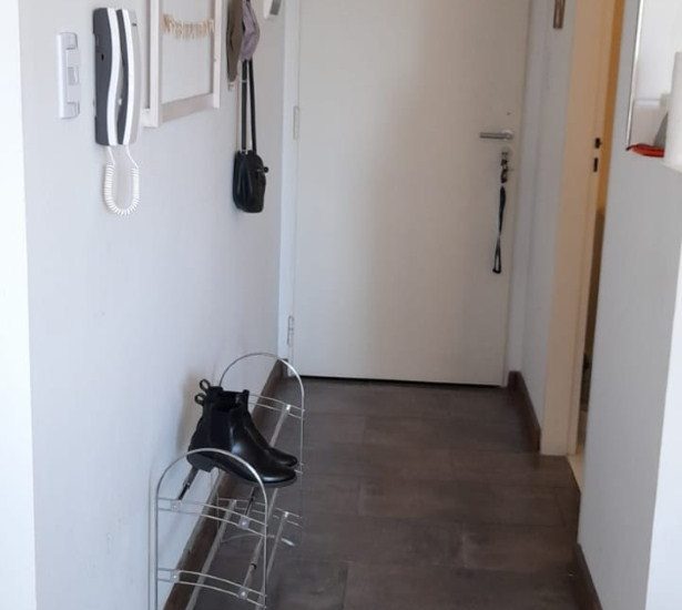 LIBRE 10/09 – ALQUILER AMOBLADO – V. CRESPO – 1 AMB – Vera al 1100