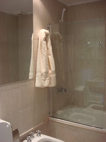 LIBRE – ALQUILER AMOBLADO – PUERTO MADERO – 3 AMBIENTES – Juana Manso 1600