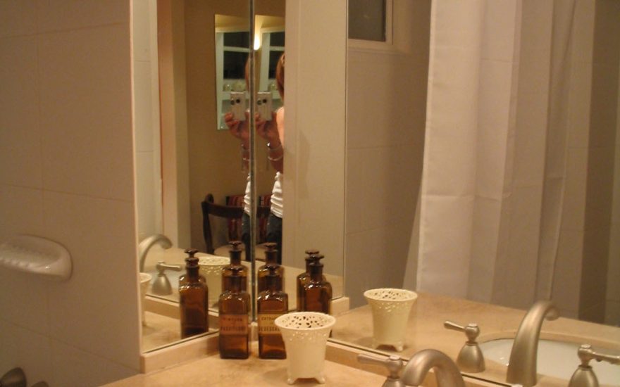 ALQUILER AMOBLADO – RECOLTA – 2 AMBIENTES  – P. de Melo y Ayacucho