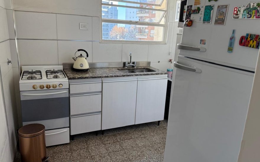 ALQUILER AMOBLADO – CABALLITO – 2 AMBIENTES – Hidalgo y Mendes de Andes