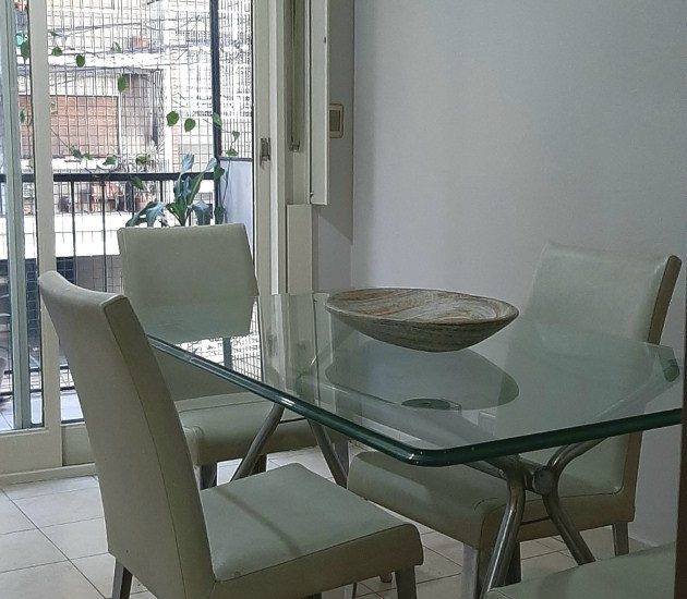 ALQUILER AMOBLADO – CABALLITO – 2 AMBIENTES – Guayaquil y Bertres