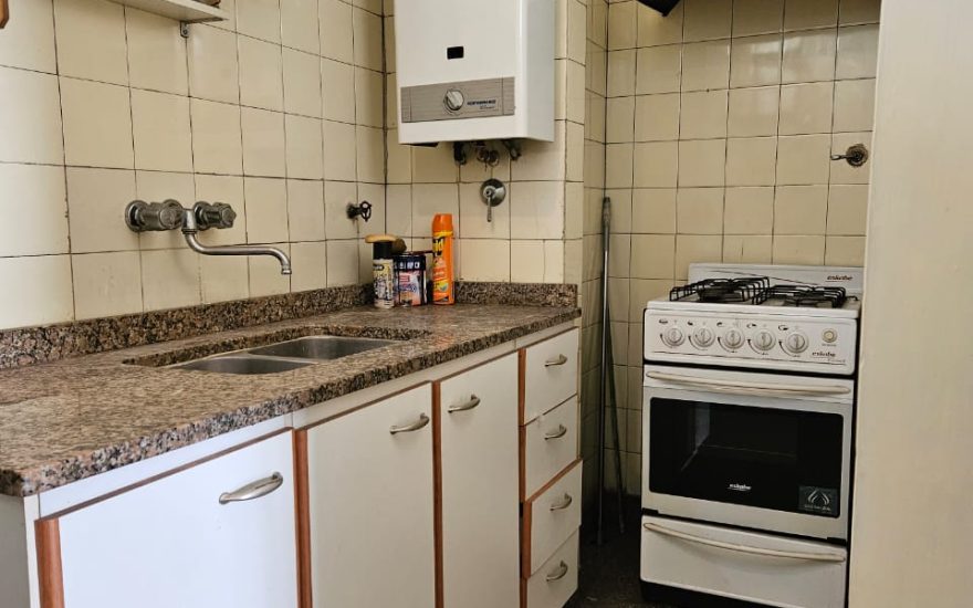ALQUILER – ALMAGRO – 1 AMBIENTE – Castro Barros y Rivadavia