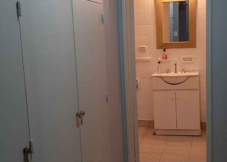 ALQUILER AMOBLADO – CABALLITO – 2 AMBIENTES – Guayaquil y Bertres