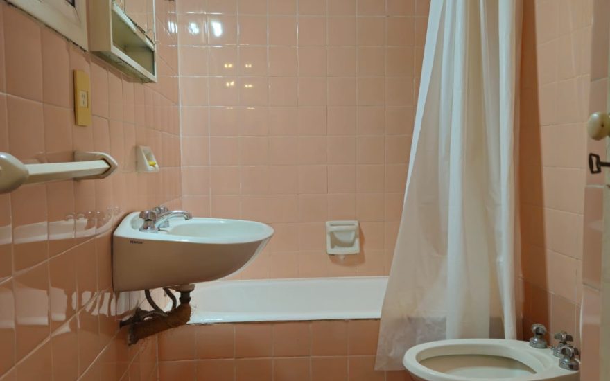 ALQUILER TEMPORAL SIN MUEBLES – RETIRO – 1 AMBIENTE – Talcahuano y Santa Fe