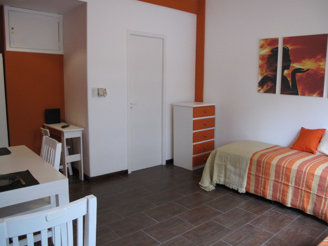 ALQUILER AMOBLADO – MONSERRAT – V. CEVALLOS 300 – 1 AMBIENTE