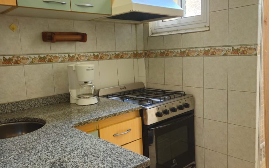 ALQUILADO  – ALQUILER AMOBLADO – MONSERRAT – V. CEVALLOS 300 – 1 AMBIENTE