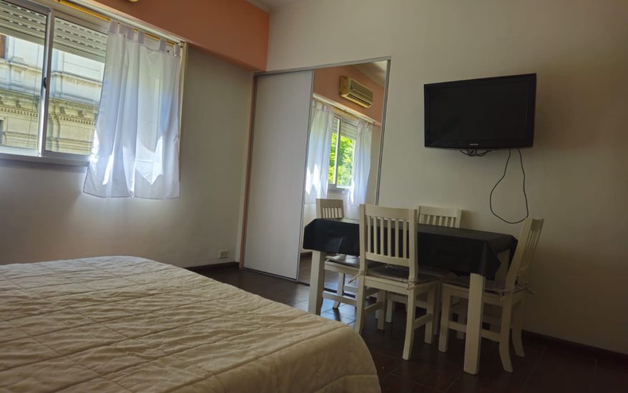 ALQUILADO  – ALQUILER AMOBLADO – MONSERRAT – V. CEVALLOS 300 – 1 AMBIENTE
