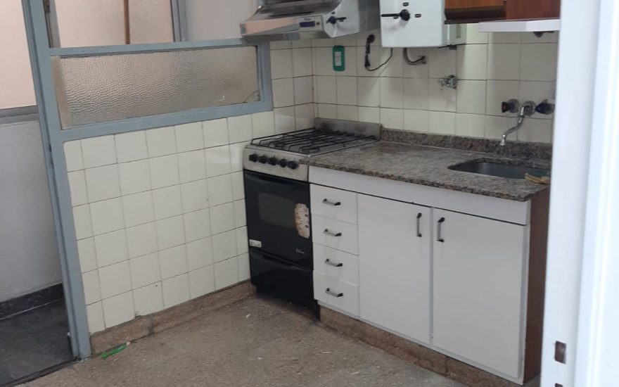 VENTA – FLORES – 3 AMBIENTES – Av Gaona 2500