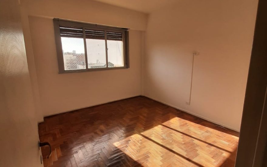 VENTA – FLORES – 3 AMBIENTES – Av Gaona 2500