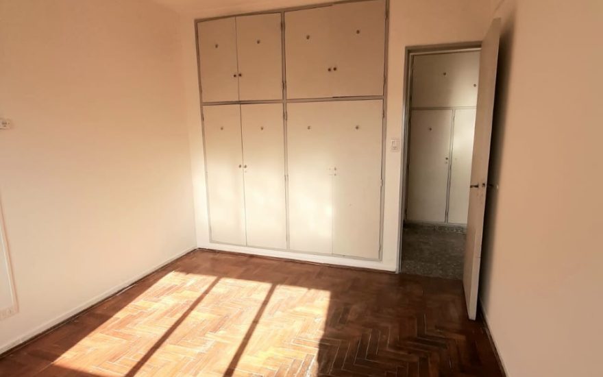 VENTA – FLORES – 3 AMBIENTES – Av Gaona 2500