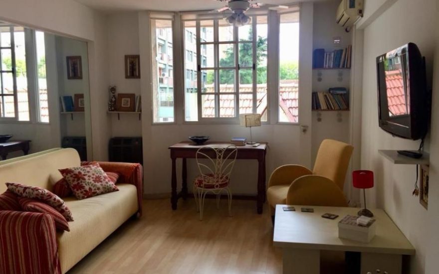 ALQUILER AMOBLADO – BELGRANO R – 1 AMBIENTE CON PILETA – Plaza 1400