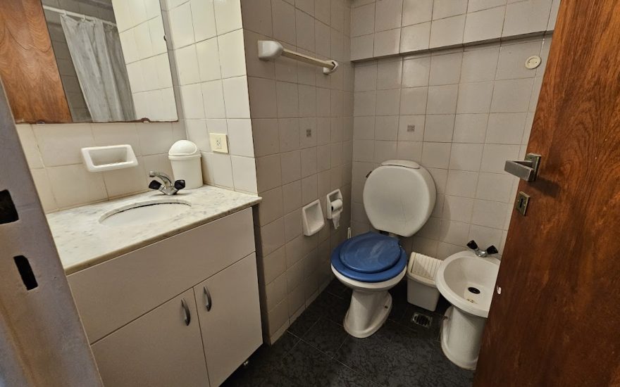 RESERVADO ————— ALQUILER AMOBLADO – RECOLETA – 2 AMBIENES – Arenales 2800