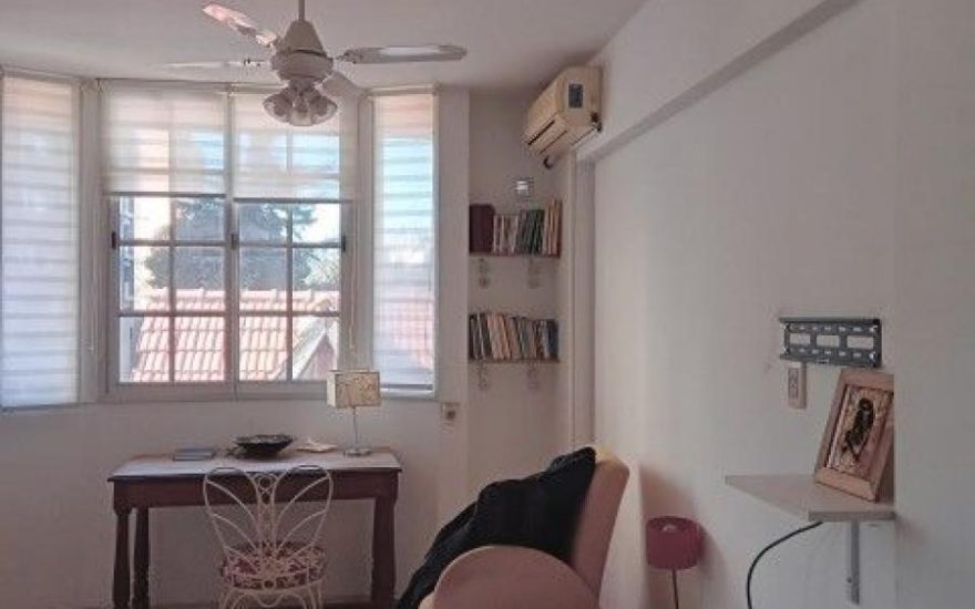 ALQUILER AMOBLADO – BELGRANO R – 1 AMBIENTE CON PILETA – Plaza 1400