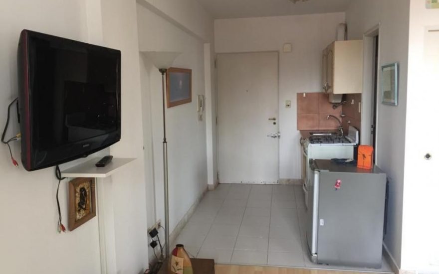 ALQUILER AMOBLADO – BELGRANO R – 1 AMBIENTE CON PILETA – Plaza 1400