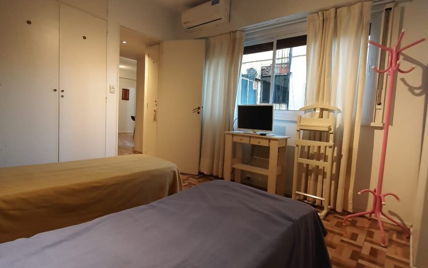 ALQUILER AMOBLADO – CENTRO – 2 AMBIENTES – Sarmiento 1700