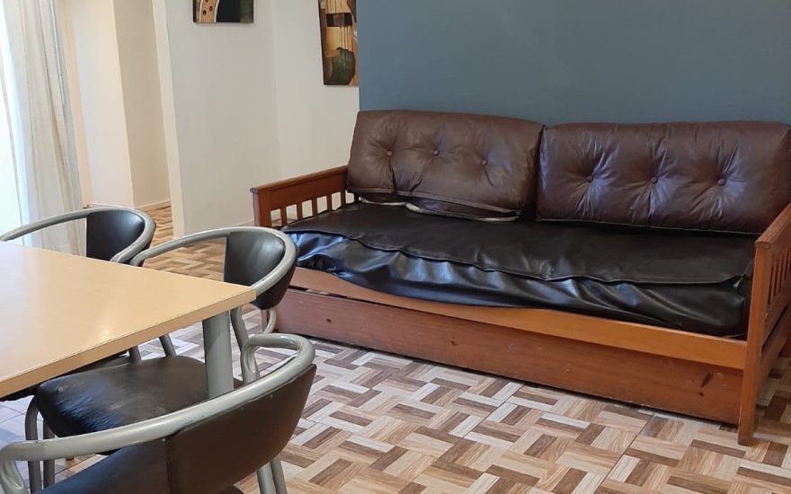 ALQUILER AMOBLADO – CENTRO – 2 AMBIENTES – Sarmiento 1700