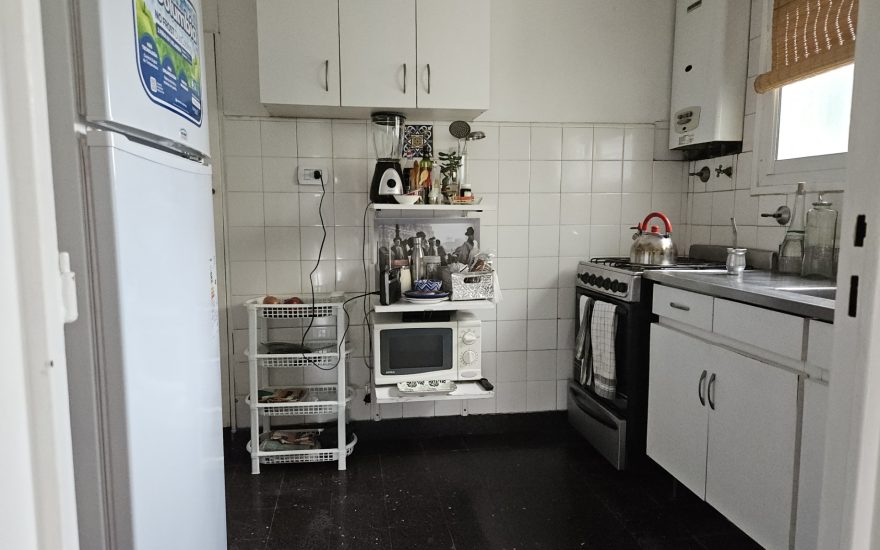 ALQUILADO ————–ALQUILER AMOBLADO – PQUE PATRICIOS – 3 AMBIENTES – Rondeau 3000