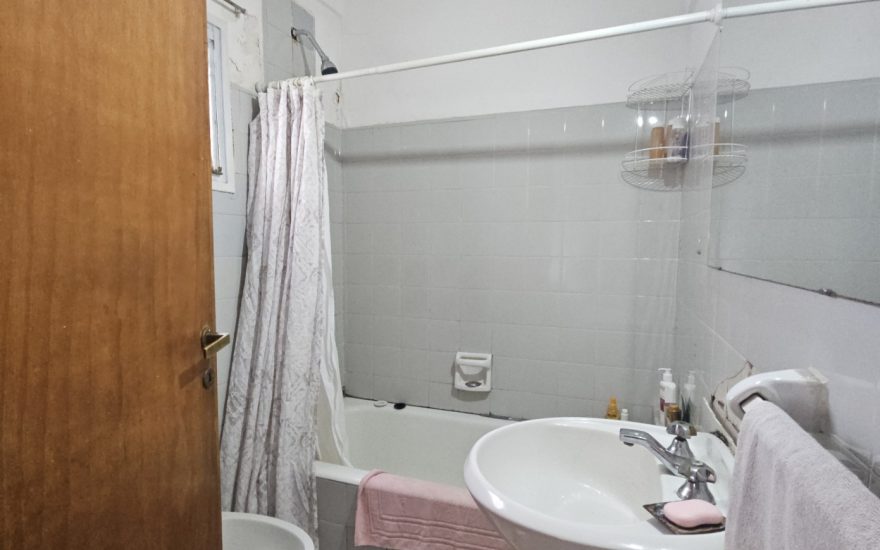 ALQUILADO ————–ALQUILER AMOBLADO – PQUE PATRICIOS – 3 AMBIENTES – Rondeau 3000