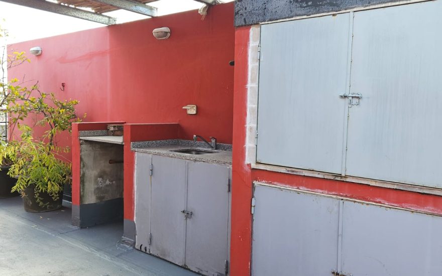 ALQUILER – ALMAGRO – 1 AMBIENTES GDE CON BALCON Y TERRAZA – Bartolome Mitre al 4000
