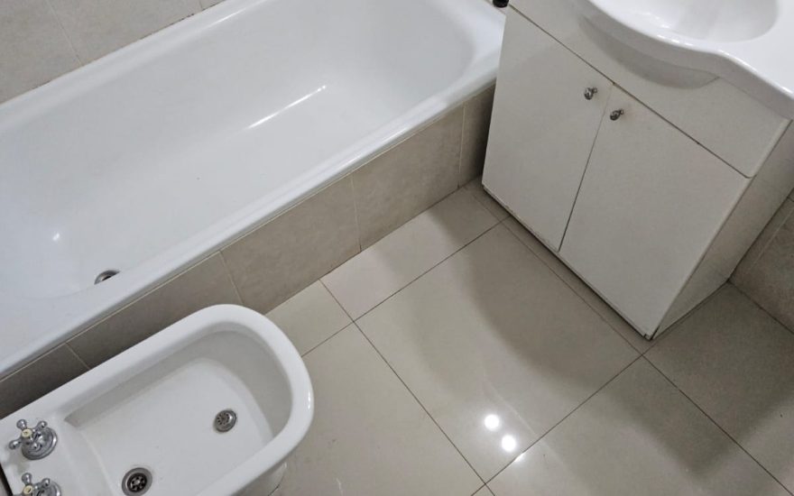 ALQUILER – ALMAGRO – 1 AMBIENTES GDE CON BALCON Y TERRAZA – Bartolome Mitre al 4000