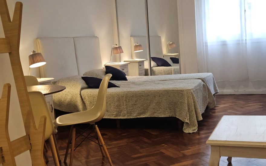 RESERVADO RESERVADO —– ALQUILER AMOBLADO – RECOLETA – 1 AMBIENTE –  Vicente Lopez y Callao Av