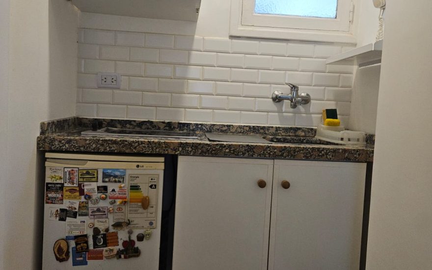 RESERVADO RESERVADO —– ALQUILER AMOBLADO – RECOLETA – 1 AMBIENTE –  Vicente Lopez y Callao Av